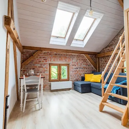 Wozownia Nad Bobrem Фермерский дом