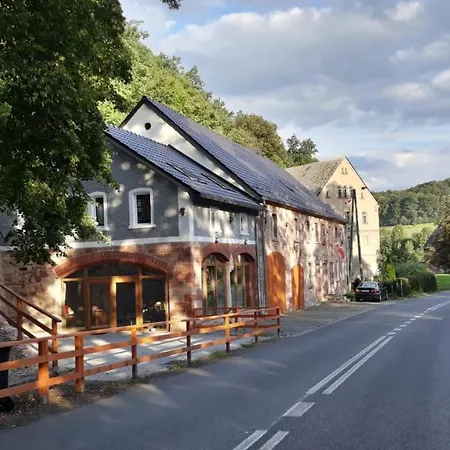 Фермерский дом Wozownia Nad Bobrem Wlen