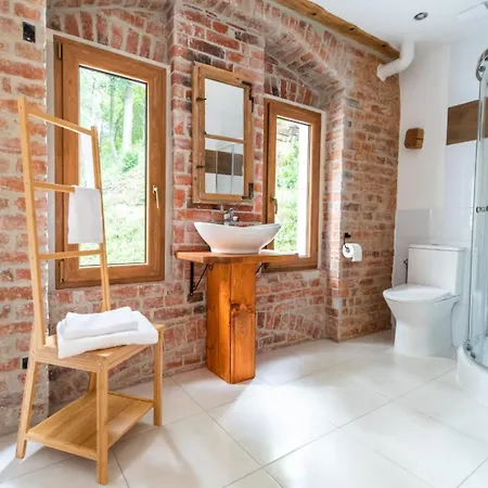 Wozownia Nad Bobrem Фермерский дом *