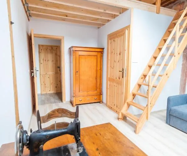 Wozownia Nad Bobrem Фермерский дом *