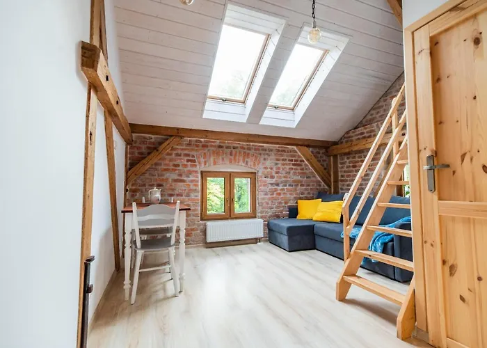 Wozownia Nad Bobrem Фермерский дом