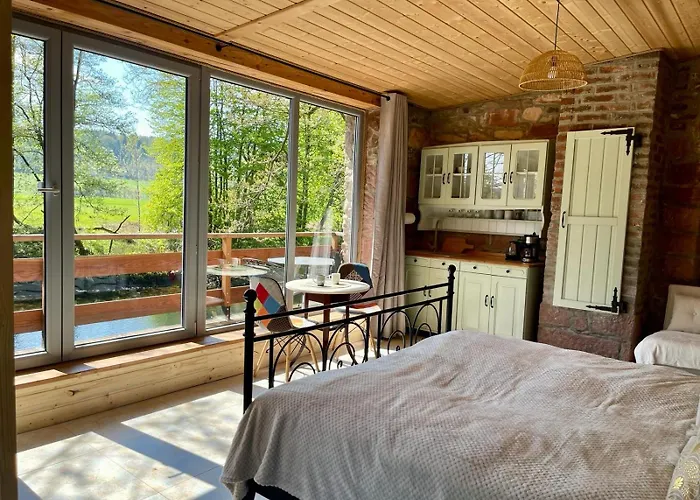 Фермерский дом Wozownia Nad Bobrem